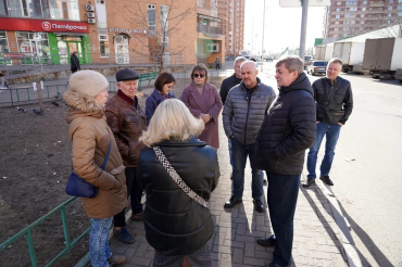 В Котельниках состоялась срочная выездная встреча, по просьбе жителей дома № 3А микрорайона Южный