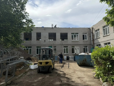 Продолжается капитальный ремонт здания дошкольного отделения гимназии №17,  по адресу проспект Королева, д.7В