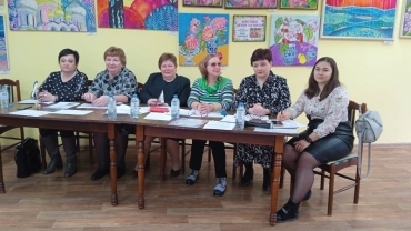 Вера Николаевна Ефимова вошла в состав жюри окружного конкурса «Учитель года 2023».