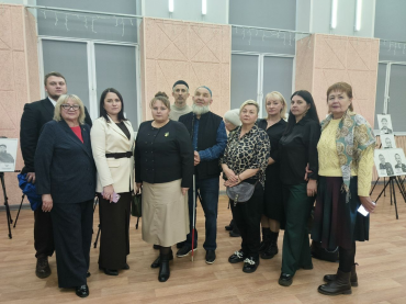 Члены общественной палаты во главе с председателем Тушиной С.С. приняли участие в мероприятии, посвященном празднованию Дня Героев Отечества