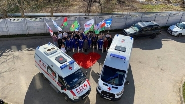 Общественники поздравили работников скорой медицинской помощи Талдомского округа с профессиональным праздником.