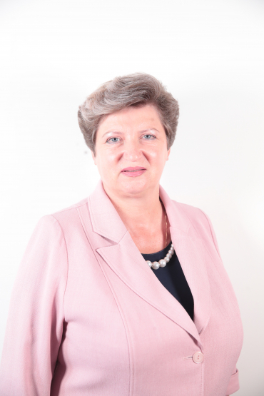 Яшнова Лариса Ивановна